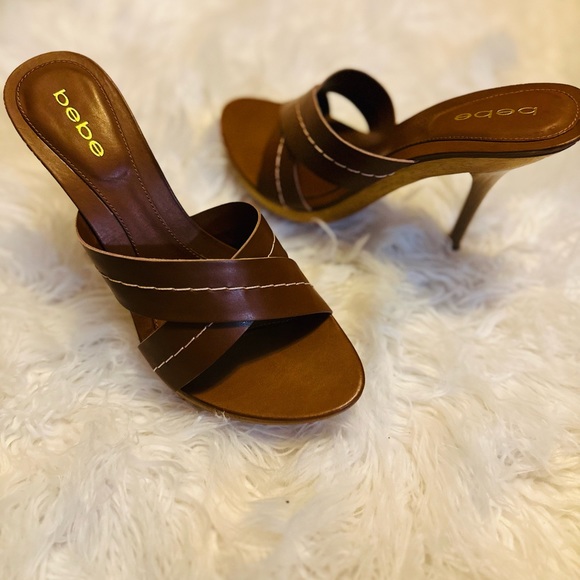 Bebe women’s shoes size 8 Like new - Picture 2 of 9